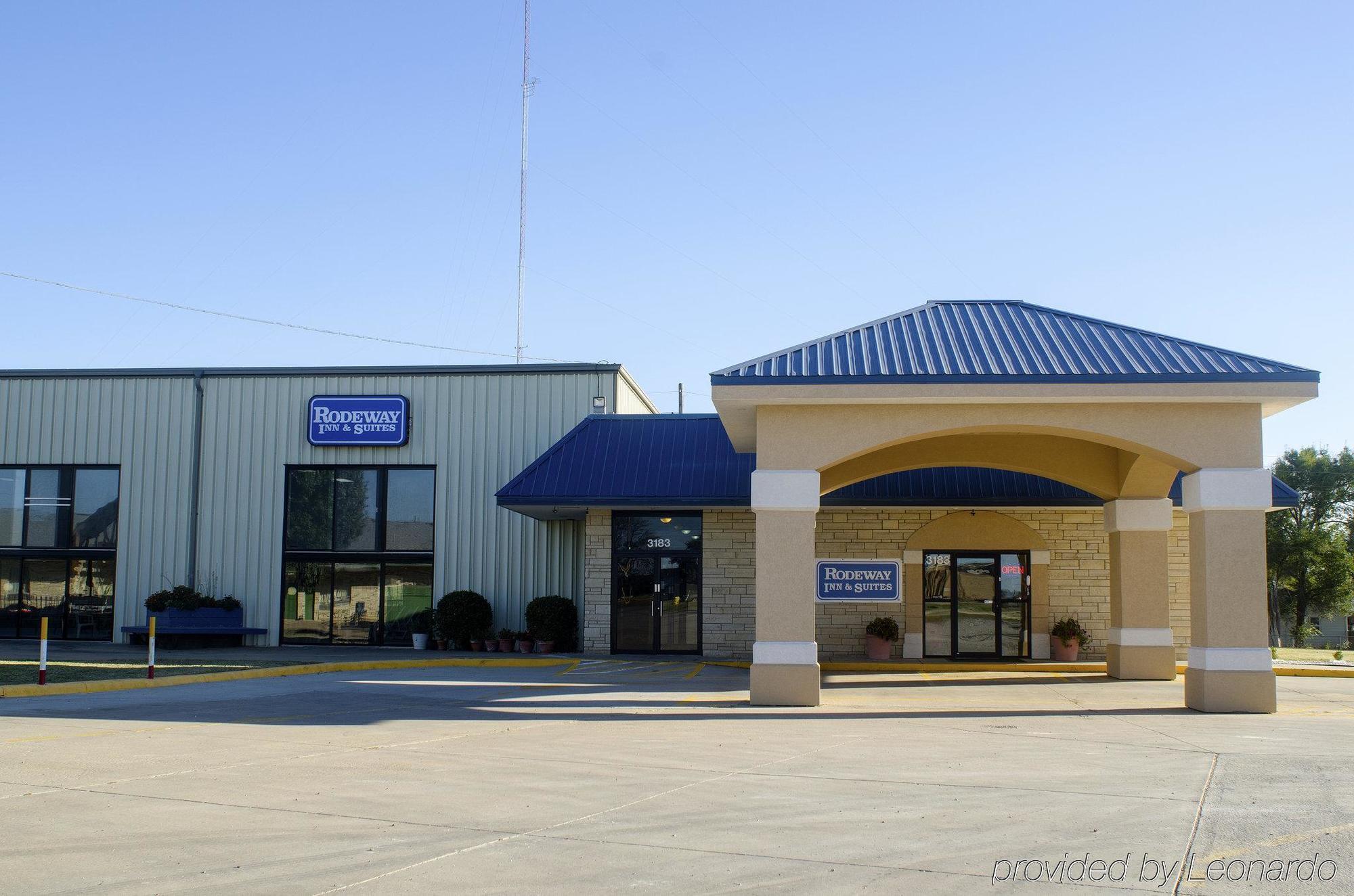 America'S Best Inn And Suites Emporia Extérieur photo