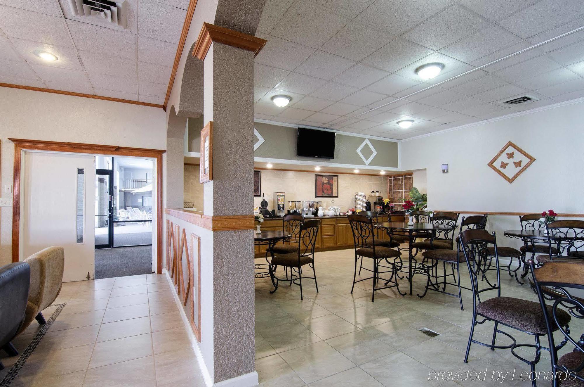 America'S Best Inn And Suites Emporia Extérieur photo