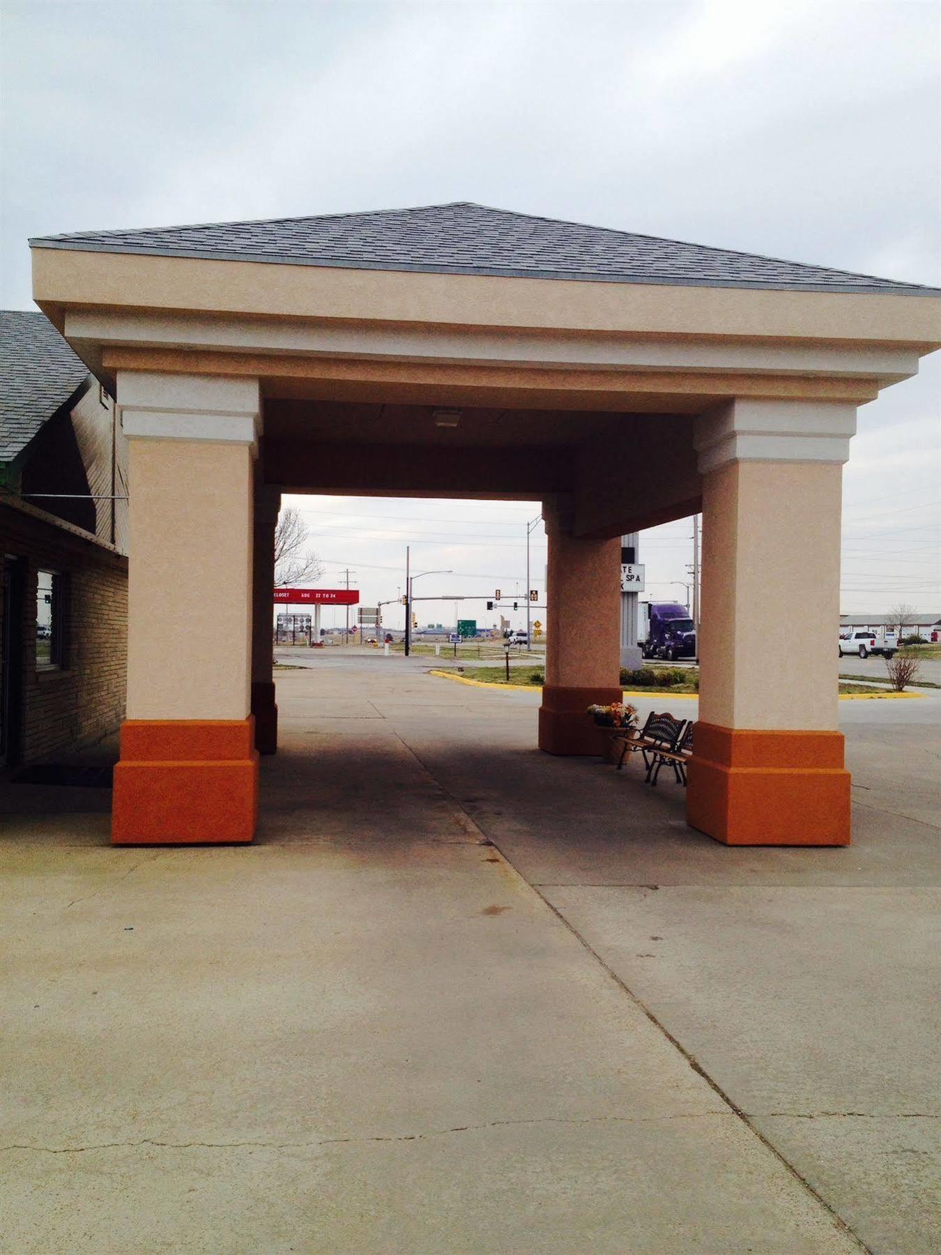 America'S Best Inn And Suites Emporia Extérieur photo